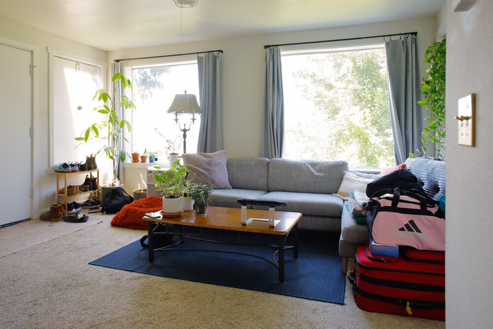 Foto principal - 2219 11th Ave W