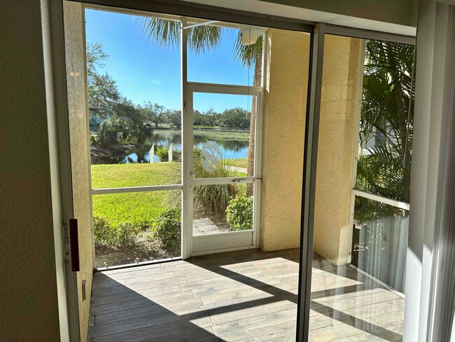 Foto del edificio - 19345 Water Oak Drive