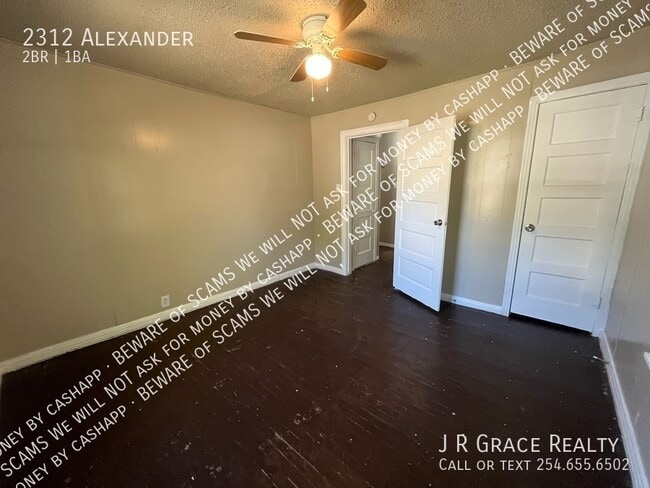 Building Photo - 2312 Alexander Ave