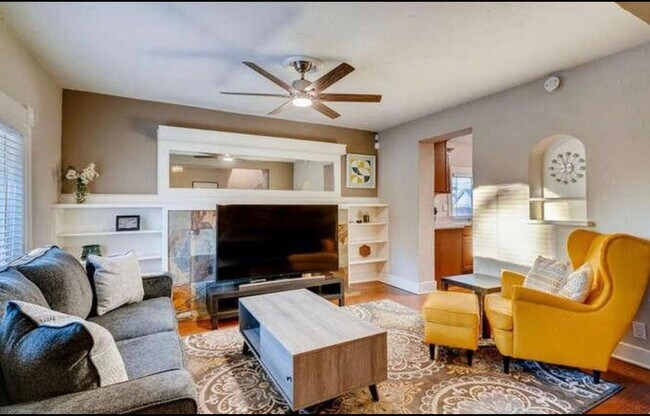 Foto del edificio - 2443 Clay St