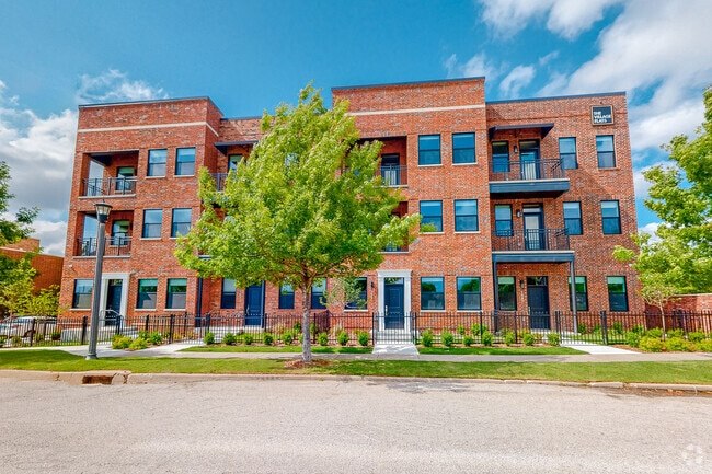 Building Photo - The Village Flats