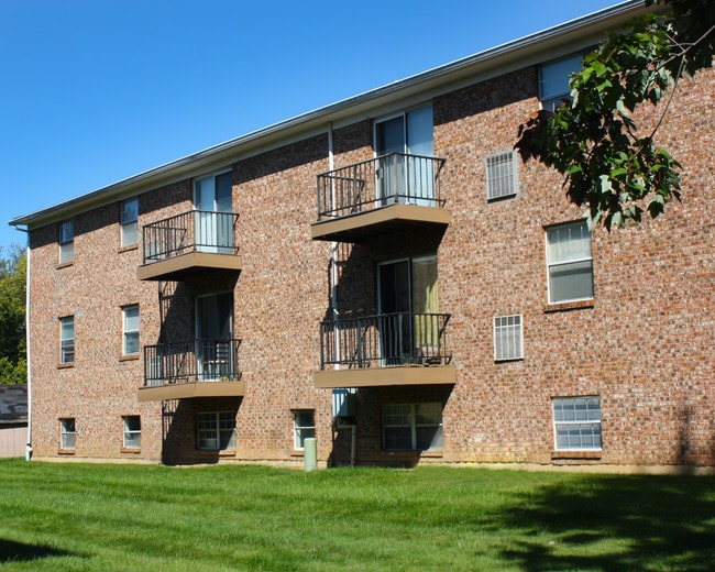 Crown Crossing Apartments Apartments in Amelia, OH