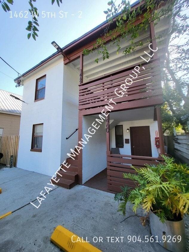 Photo - 1462 W 5th St-2