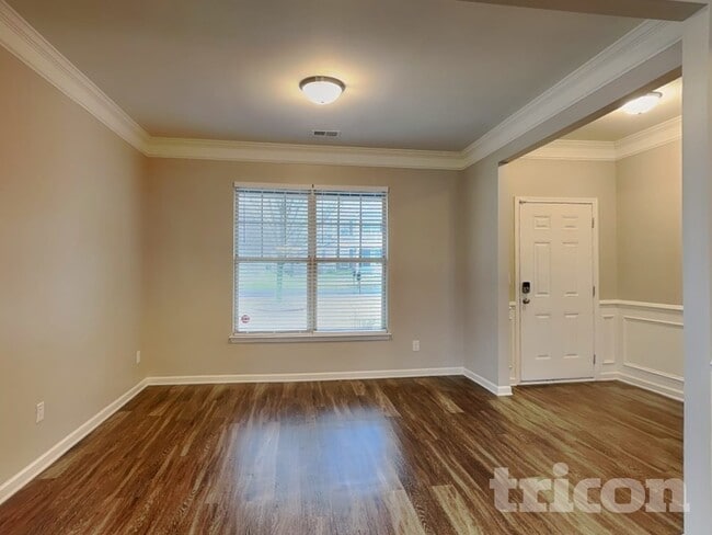 Building Photo - 10031 Wrigley Dr