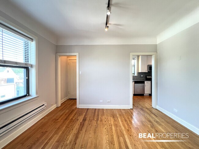Foto del edificio - 2317 N Rockwell St