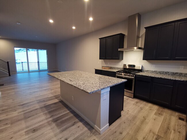 Foto del edificio - 2261 Buttercup Ln