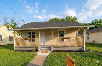 Building Photo - 222 Lenoir Ave