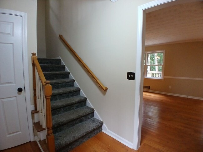 Building Photo - 4761 Habersham Way SE