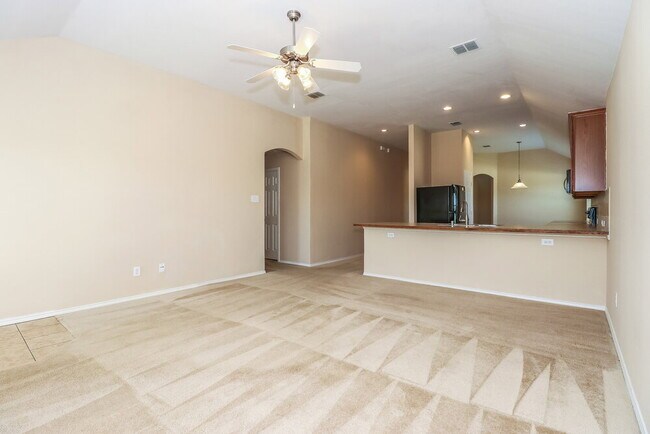 Foto del edificio - 1235 Sweetwater Dr