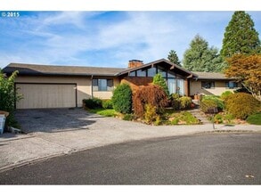 3331 NE 144th Ave