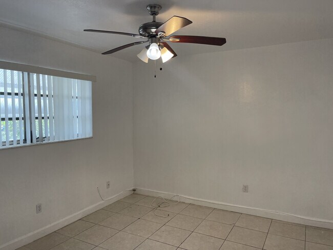 Foto del edificio - Casa- Biscayne