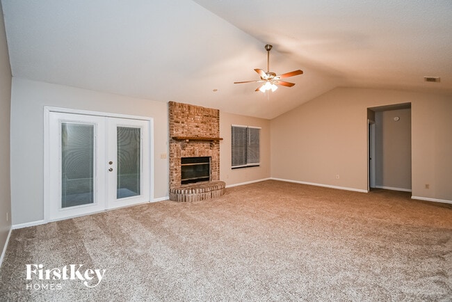 Building Photo - 3093 Marrano Dr