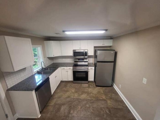 Building Photo - 309 W Martin St