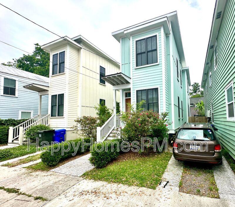Primary Photo - 13 Nunan St