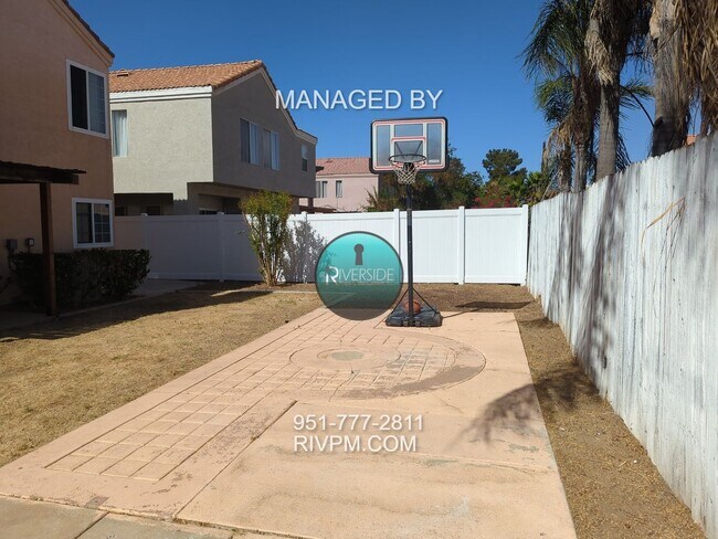 Foto del edificio - COMING SOON!!! DISCOVER YOUR DREAM HOME IN MORENO VALLEY!!