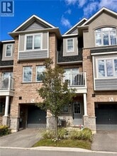 Building Photo - 19 Pim Ln