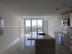Foto del edificio - 16385 Biscayne Blvd