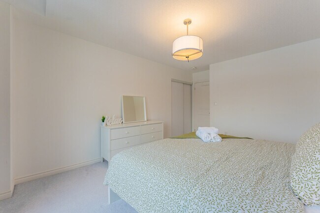 Building Photo - 2657 Jackpine crossing