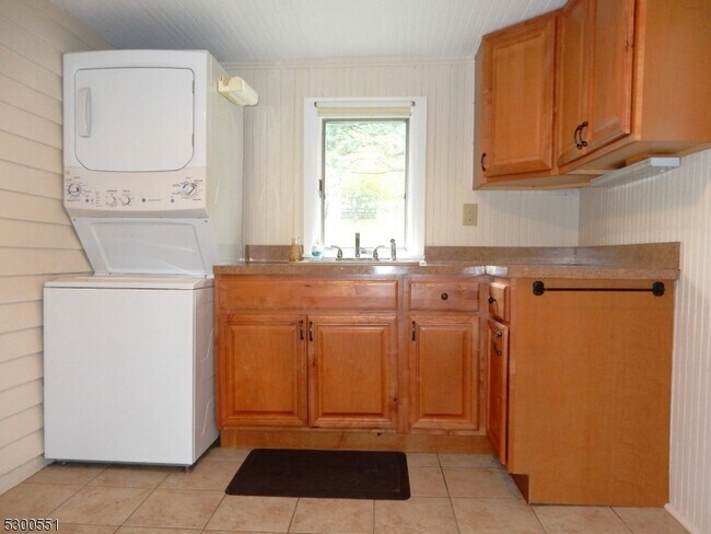 Foto del edificio - 215 Main St