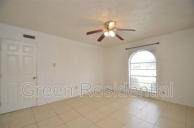 Foto del edificio - 14246 Morinscott Dr