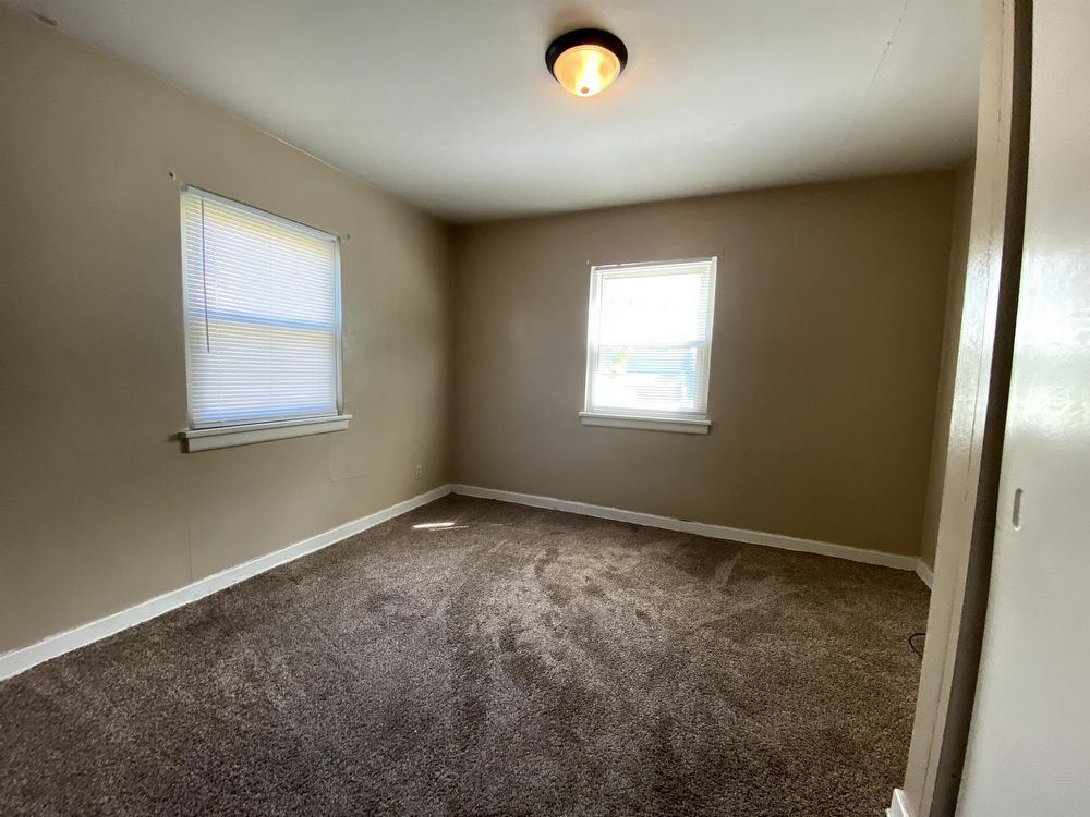 237 Parkview Blvd, Waterloo, IA 50702 House Rental in Waterloo, IA