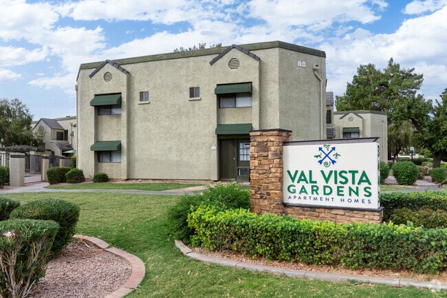 Building Photo - Val Vista Gardens Apartments