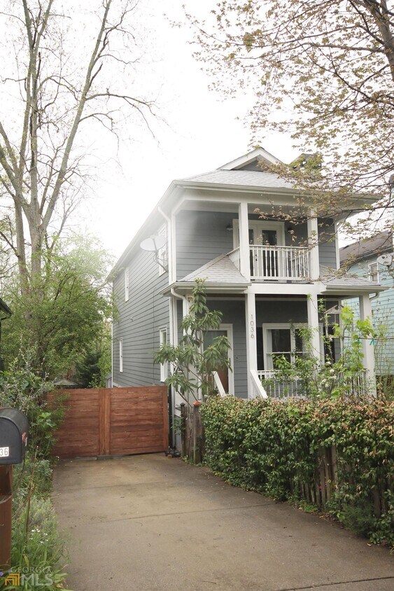 Primary Photo - 1036 Manigault St SE