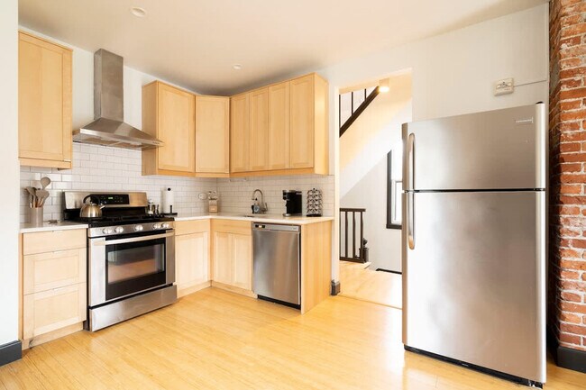 Foto del edificio - 2319 NW Raleigh St