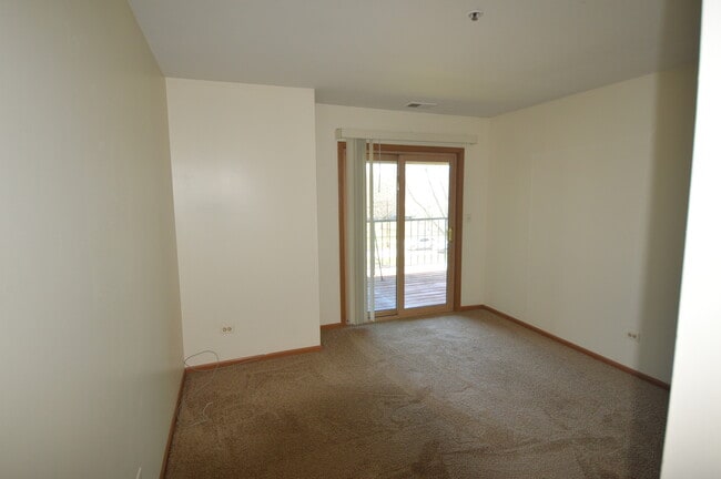 Building Photo - 641 Hapsfield Ln