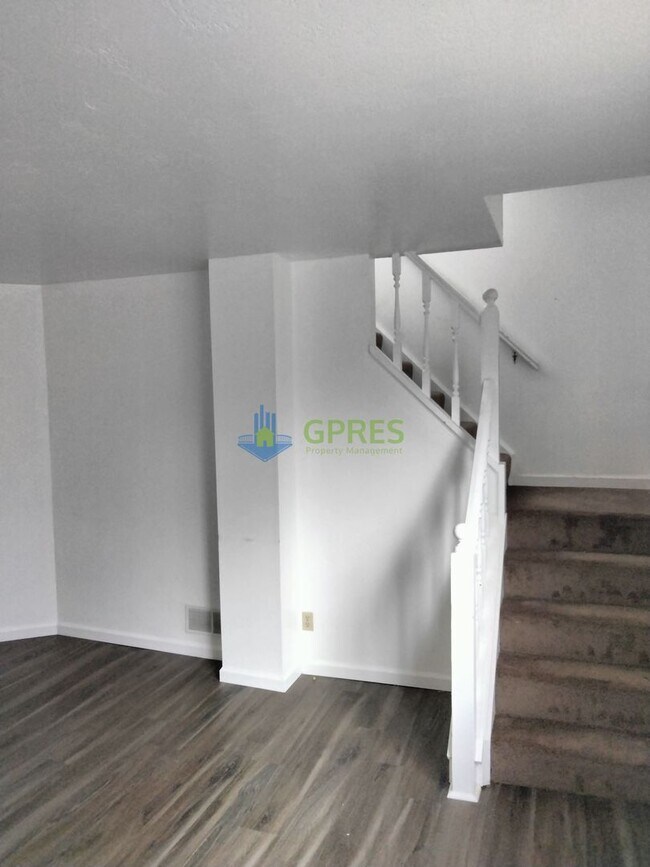 Foto del edificio - 1426 Homestead Rd