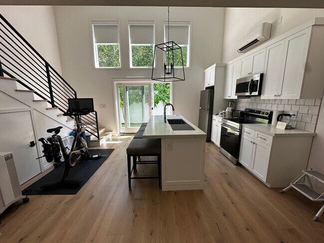 Foto del edificio - 12206 Falkirk Ln