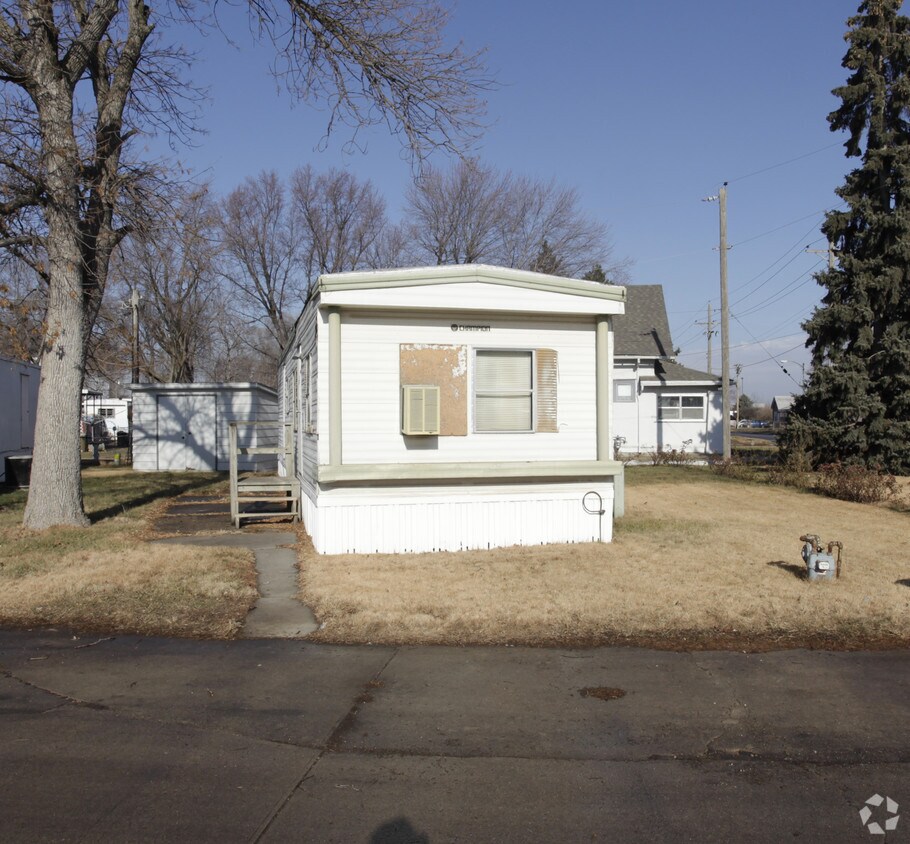 Primary Photo - Garden Valley Court