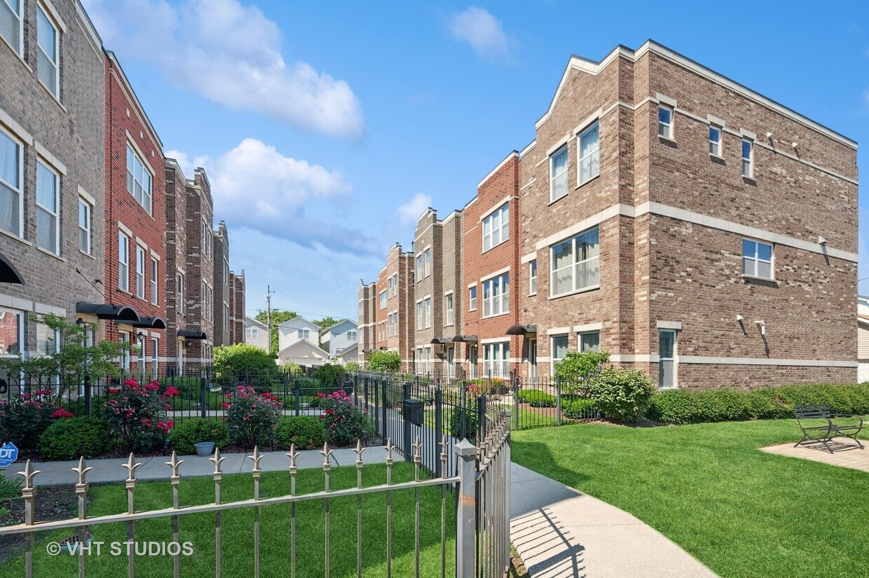 Foto principal - 3761 S Morgan St
