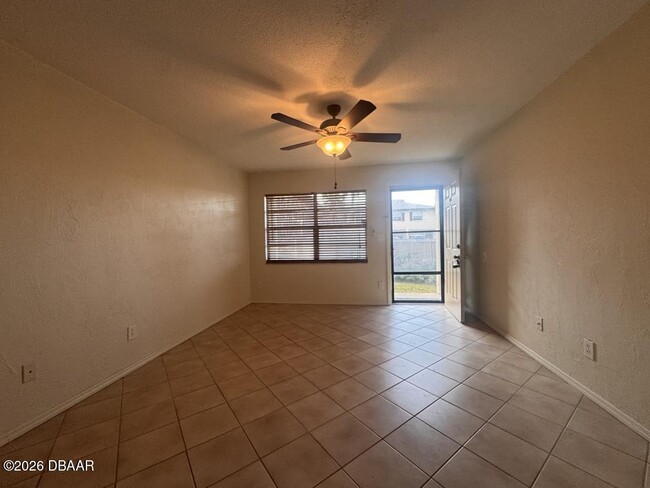 Foto del edificio - 1351 S Ridgewood Ave