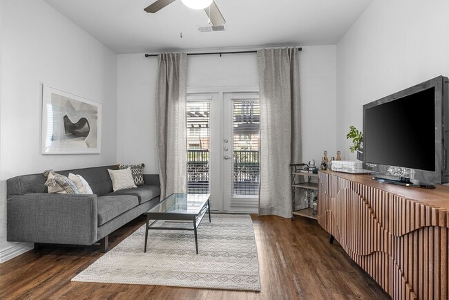 Photo - Bell Gateway Village Apartments