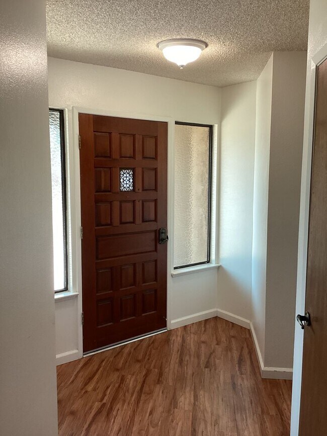 Foto del edificio - Creekridge Villas Single Story Condo in Gated Community in Orcutt with Easy Access to VSFB