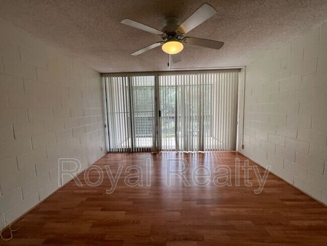 Foto del edificio - 95-269-269 Waikalani Dr