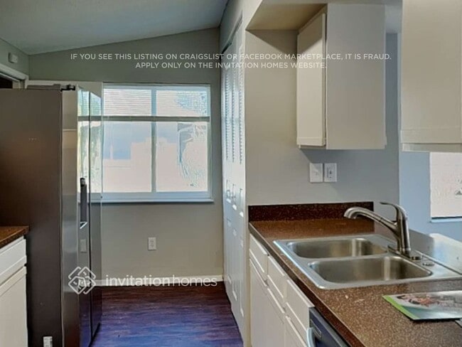 Building Photo - 3355 Ginsing Ln