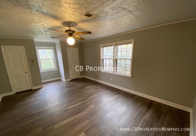 Building Photo - 934 Mt Vernon Rd