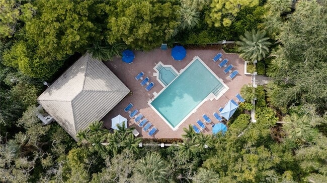 Foto del edificio - 3331 Crossings Ct