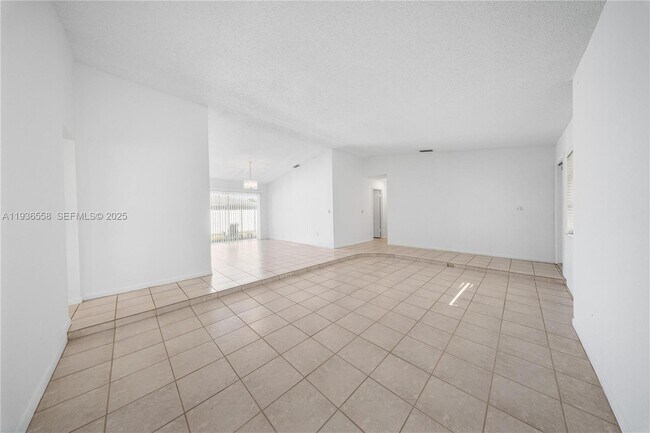 Foto del edificio - 14065 SW 48th Terrace