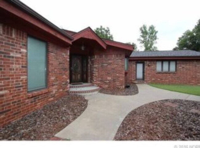 Foto del edificio - 3495 New Prue Rd