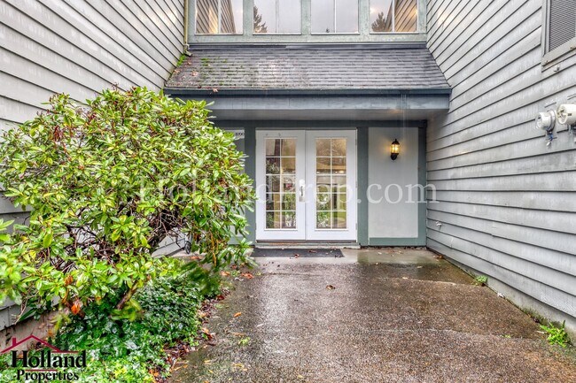 Building Photo - Charming 1-Bedroom Condo, close to shopping!