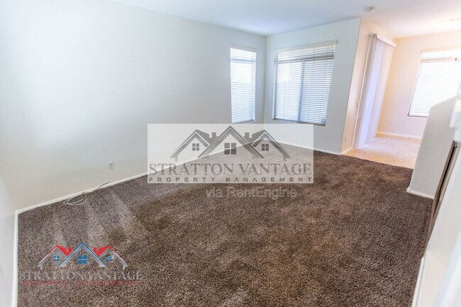 Foto del edificio - 1247 S Emmett Dr