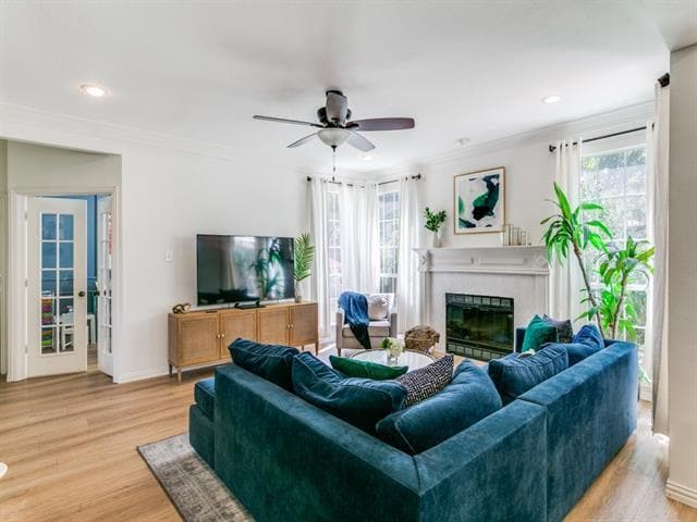 Foto del edificio - 4137 Crescent Dr