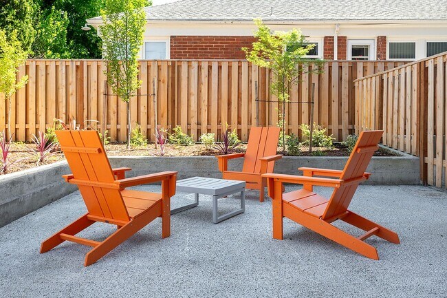 Interior Photo - Paceline