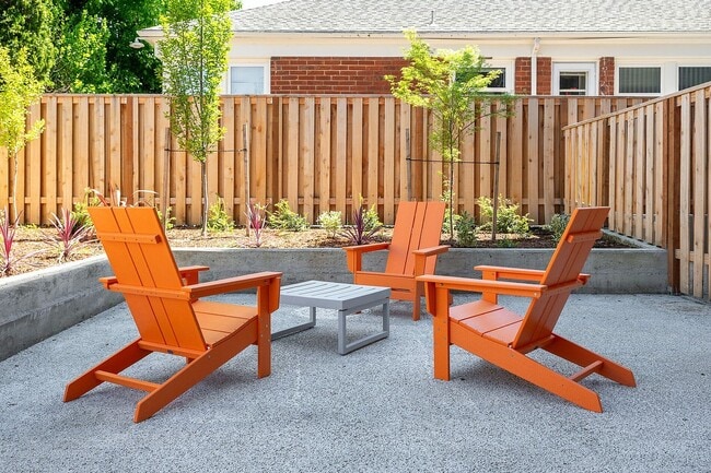 Interior Photo - Paceline