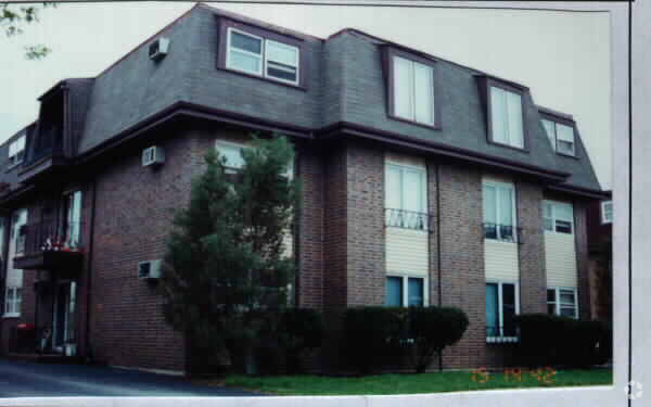 Primary Photo - 4329 W Park Lane Dr