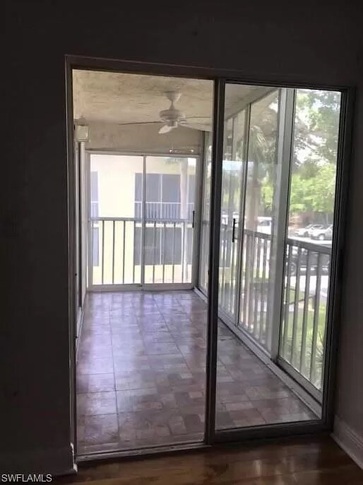 Foto del edificio - 8071 Country Rd
