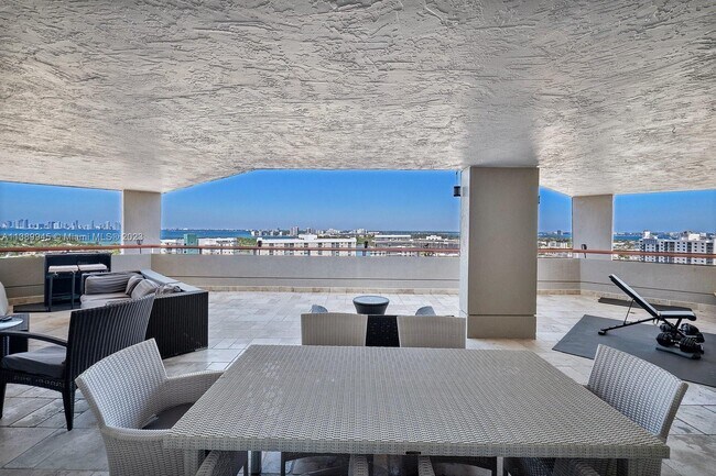 Building Photo - 6767 Collins Ave